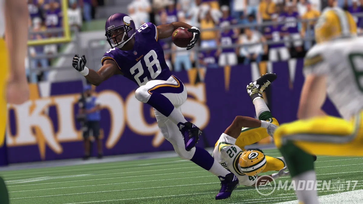 Madden NFL 17 - PlayStation 4 [Edizione: Regno Unito]