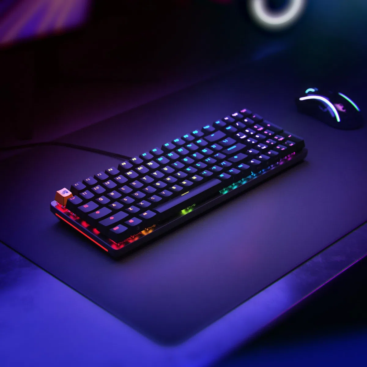 GLORIOUS Gaming GMMK 2 Full Size (96%) - Tastiera da gaming meccanica, struttura in alluminio, personalizzabile, tasti a doppia iniezione, Fox Switches, RGB, layout QWERTY spagnolo - Nero