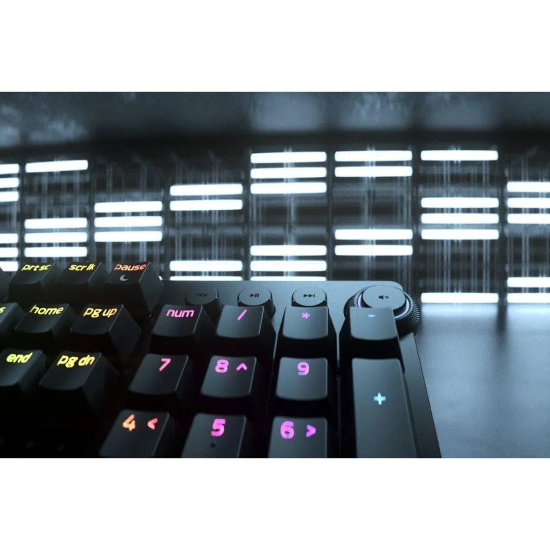 Razer Tastiera da gioco analogica Huntsman V2: controllo regolabile tramite interruttori ottici analogici - Modalità Trigger Rapid - Illuminazione Chroma RGB - Poggiapolsi magnetico - Tasti