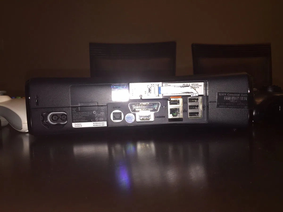 Microsoft Xbox 360, 250GB
