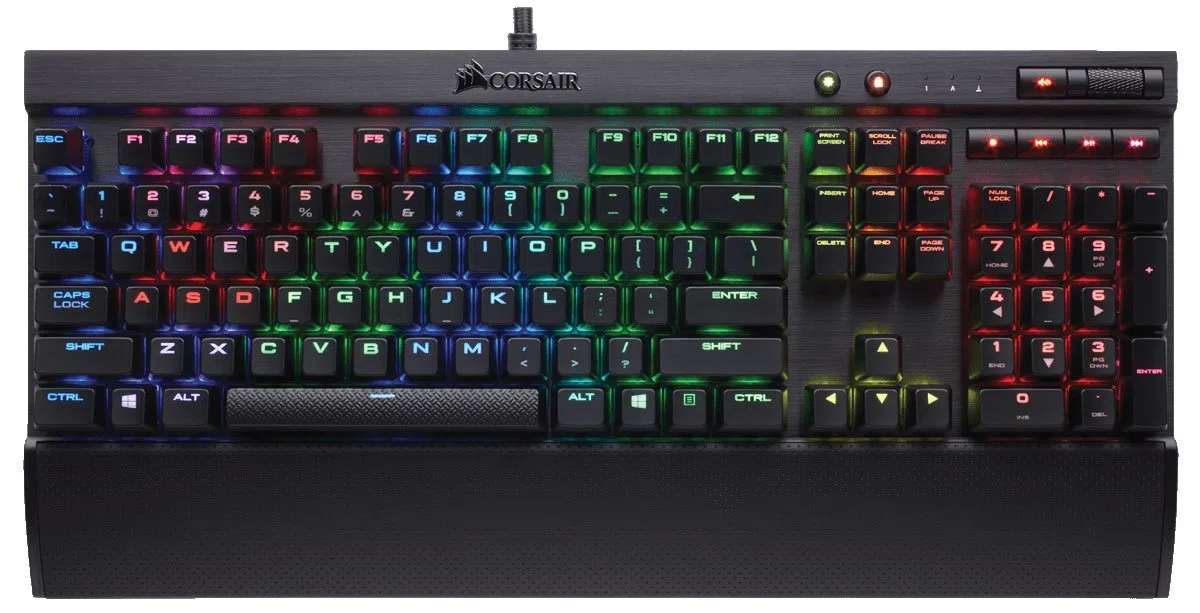 Corsair Tastiera da Gioco Meccanica K70 RAPIDFIRE CHERRY MX Speed (EU) US/UK Layout Compatibile con Computer Portatile