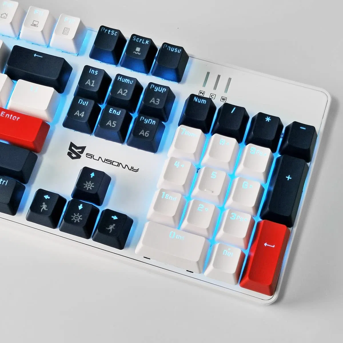 Qisan Tastiera meccanica da gioco, tastiera cablata, retroilluminazione a LED bianco/blu/rosso combo 104 tasti layout americano tastiera da gioco con rimovibile,interruttore blu