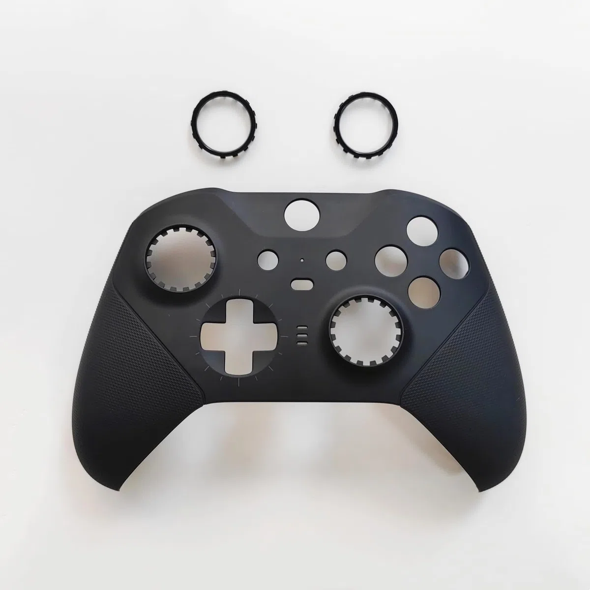 Hzxkqmil Guscio Anteriore e Posteriore Custodia di Ricambio Faceplate Accessori per Xbox Elite Controller Series 2, Incluso Scocca Superiore Cover Inferiore Anelli Joystick Telaio Centrale, Nero