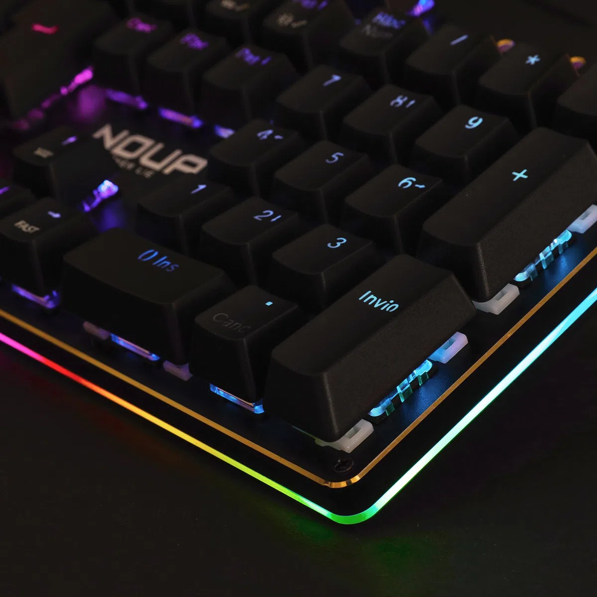 Noua Raid Tastiera Meccanica Gaming Switch Ottici RGB ITA 105 Tasti | Anti-ghosting, USB, 12 Tasti Multimediali, Retroilluminazione RGB Software, Antiscivolo