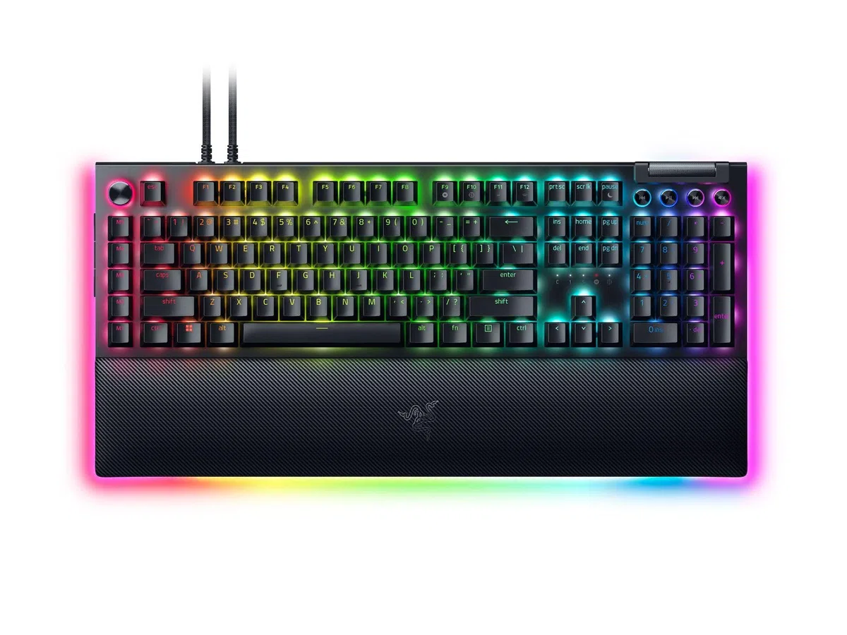 Razer BlackWidow V4 - Tastiera meccanica da gaming con Razer Chroma RGB, Switch meccanici gialli Razer, 6 pulsanti macro dedicati, Tasti in ABS a doppia iniezione, US-Layout | Quartz