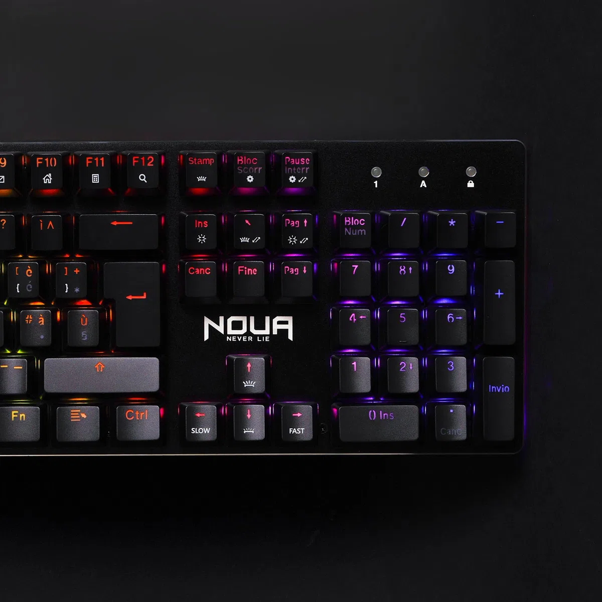 Noua Raid Tastiera Meccanica Gaming Switch Ottici RGB ITA 105 Tasti | Anti-ghosting, USB, 12 Tasti Multimediali, Retroilluminazione RGB Software, Antiscivolo