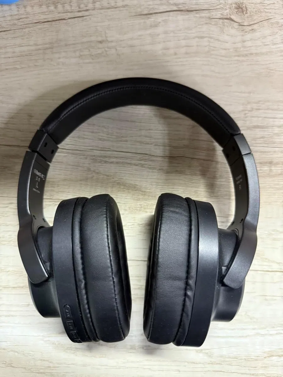 PG4 RGB Wireless Gaming Headset per PS4, PS5, PC - 2.4GHz 7.1 Surround Sound, cuffie da gioco Bluetooth con microfono antirumore staccabile AI, batteria da 48 ore per laptop, Switch, Mac (nero)