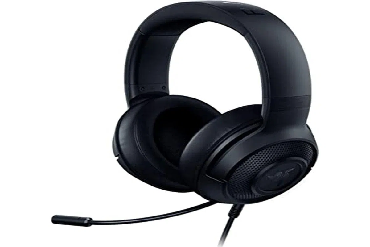Razer Kraken X Ultralight Gaming Headset: 7.1 Surround Sound Capable - Telaio leggero - Microfono cardioide pieghevole - Per PC, Xbox, PS4, Nintendo Switch - Nero (rinnovato)