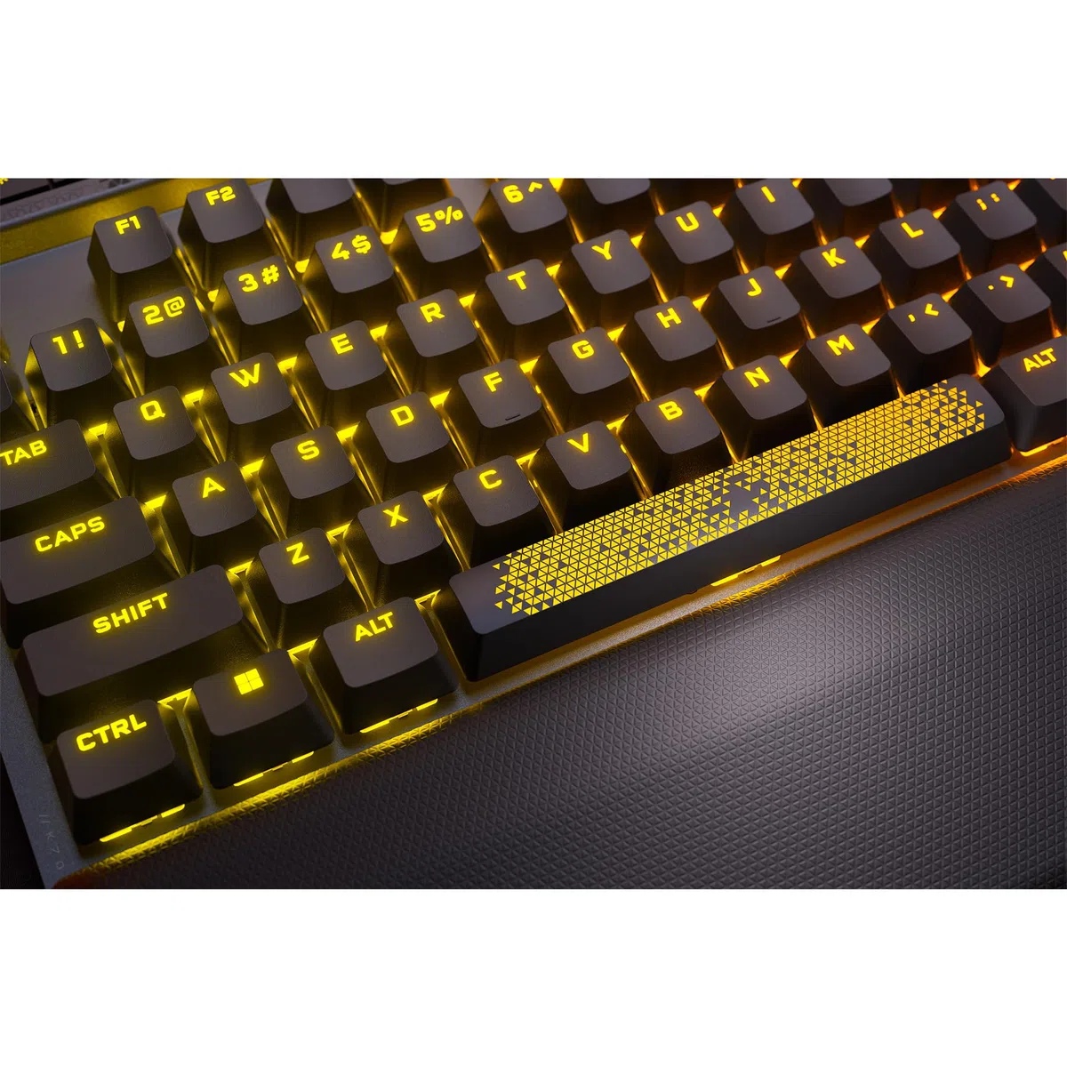 CORSAIR K70 MAX RGB Tastiera da gioco meccanica magnetica cablata - Interruttori MGX regolabili - Tappi per tasti PBT Dual Shot - Compatibile con iCUE - PC, PS5, PS4, Xbox - QWERTZ DE - Grigio acciaio