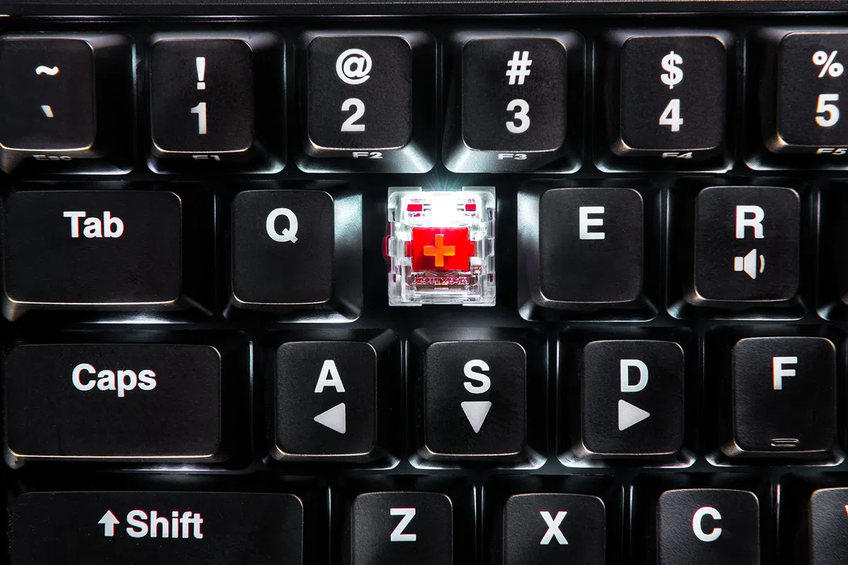 Surefire Kingpin M1 - Tastiera meccanica da gioco 60% tedesca, tastiera multimediale da gioco, piccola e mobile, tastiera RGB con illuminazione, 100% tasti anti-ghosting, layout tedesco QWERTZ